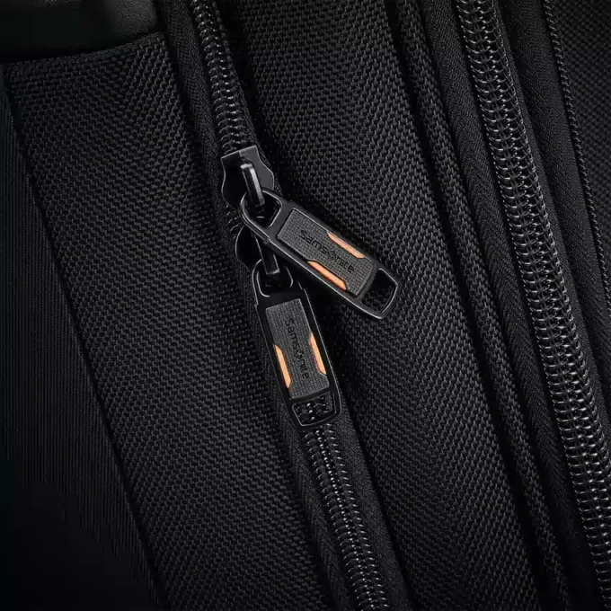 Samsonite Pro Extra Large Spinner Samsonite Pro Extra Large Spinner