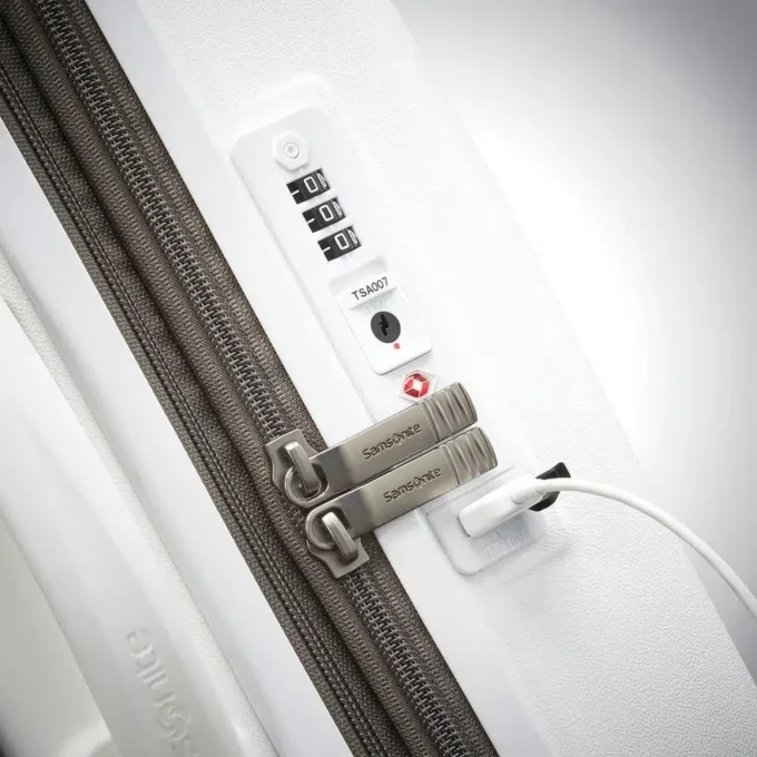 Voltage DLX Global Handgepäck-Spinner Voltage DLX Global Handgepäck-Spinner